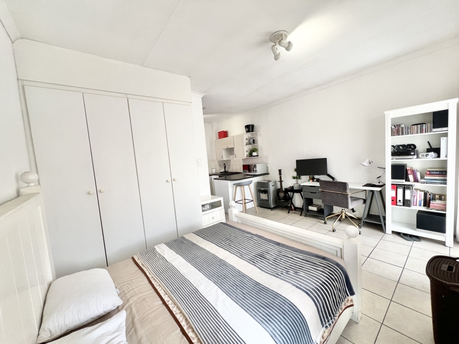 1 Bedroom Property for Sale in Halfway Gardens Gauteng