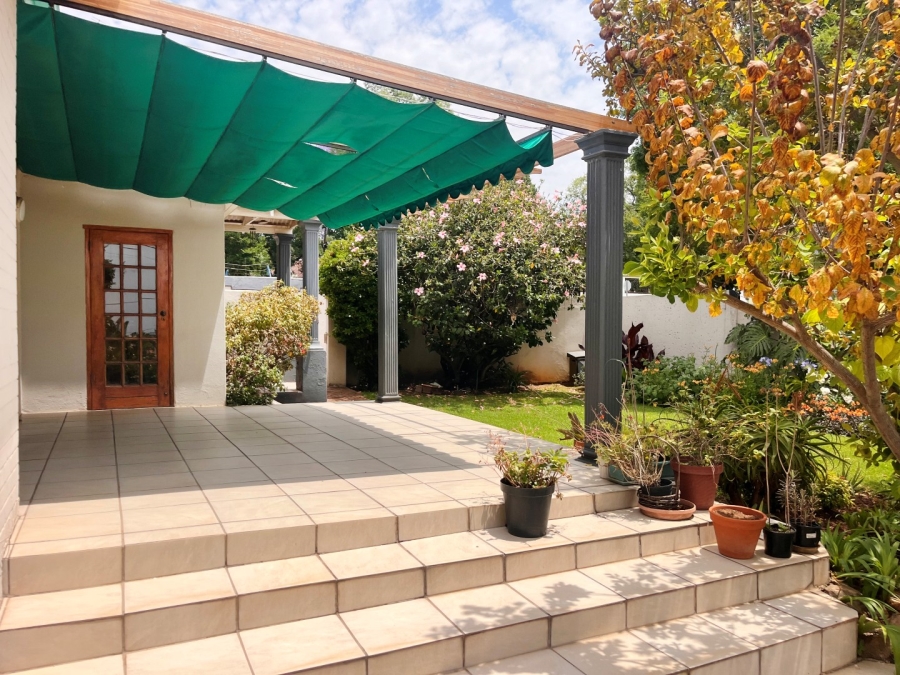 To Let 3 Bedroom Property for Rent in Fairmount Gauteng