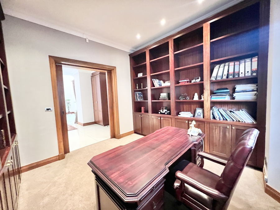 4 Bedroom Property for Sale in Blue Valley Golf Estate Gauteng