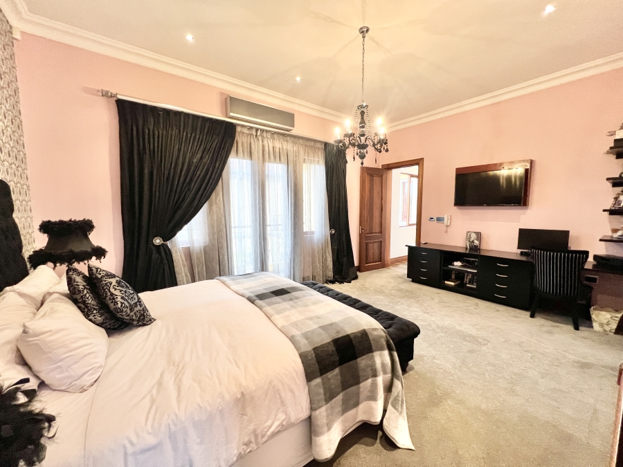 4 Bedroom Property for Sale in Blue Valley Golf Estate Gauteng