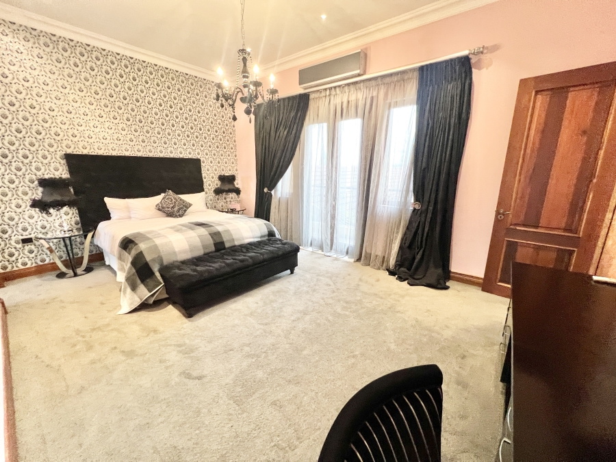 4 Bedroom Property for Sale in Blue Valley Golf Estate Gauteng