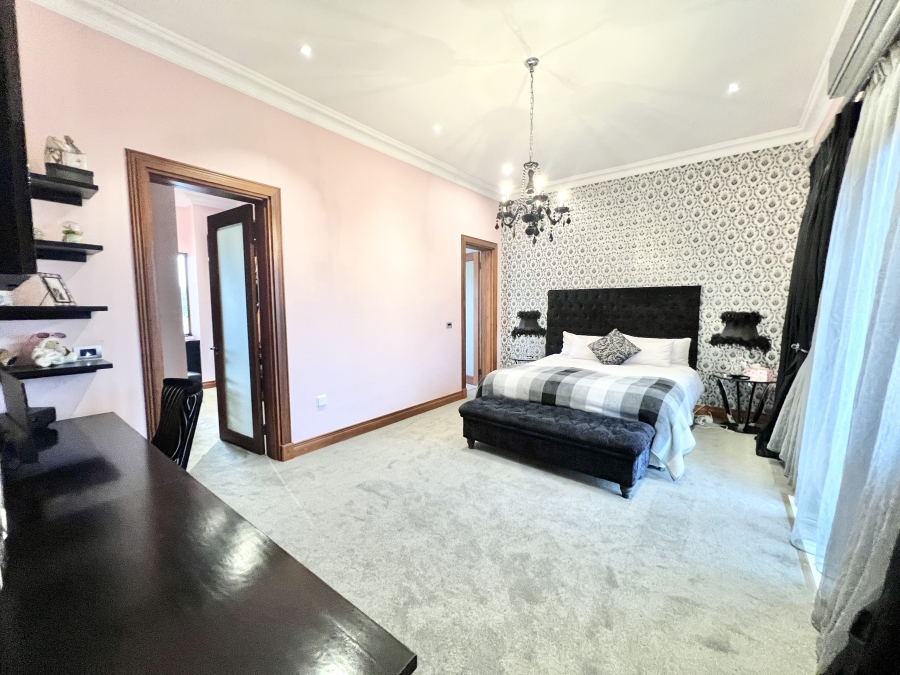 4 Bedroom Property for Sale in Blue Valley Golf Estate Gauteng