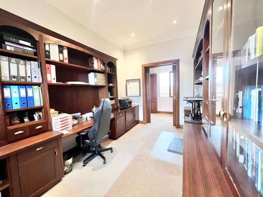 4 Bedroom Property for Sale in Blue Valley Golf Estate Gauteng