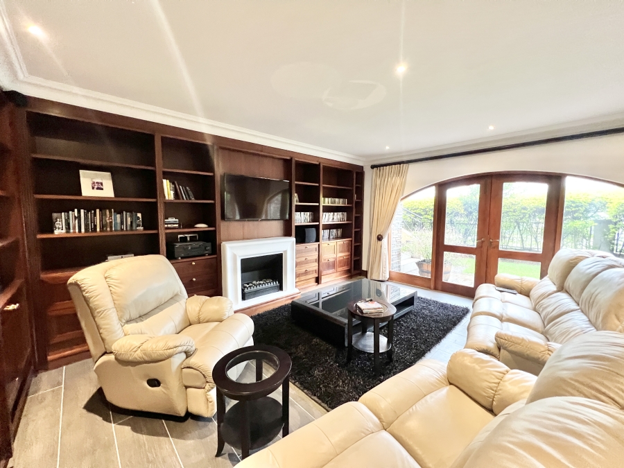 4 Bedroom Property for Sale in Blue Valley Golf Estate Gauteng