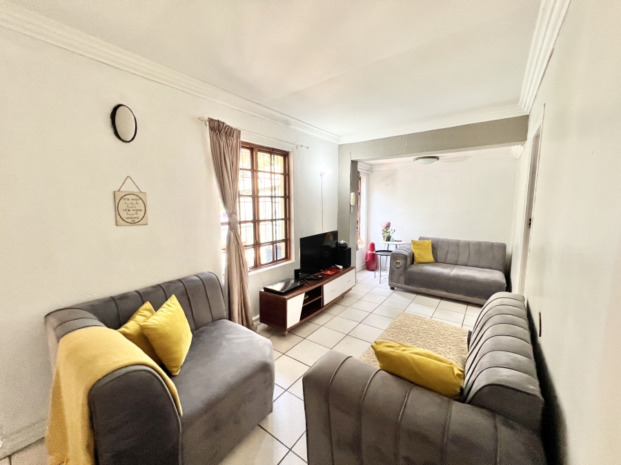 6 Bedroom Property for Sale in North Riding AH Gauteng