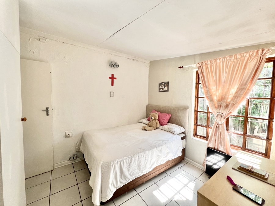 6 Bedroom Property for Sale in North Riding AH Gauteng