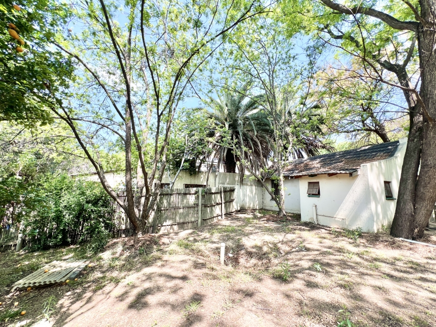 6 Bedroom Property for Sale in North Riding AH Gauteng