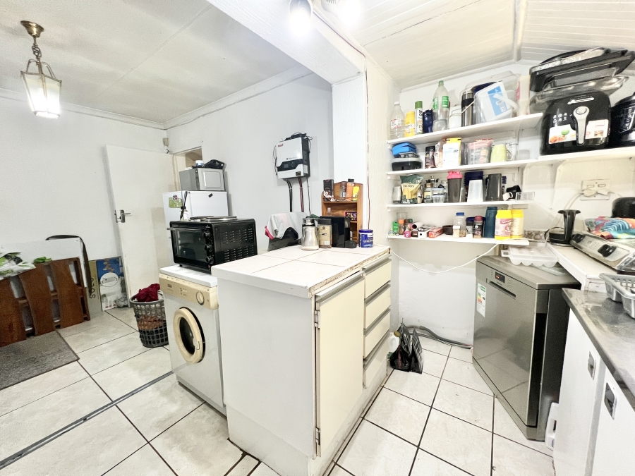 6 Bedroom Property for Sale in North Riding AH Gauteng