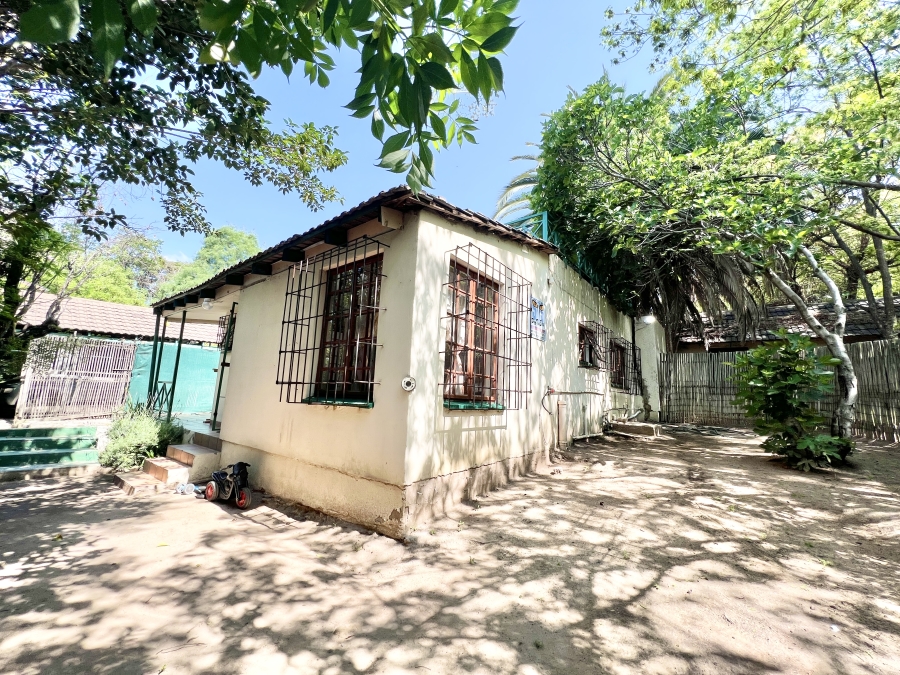 6 Bedroom Property for Sale in North Riding AH Gauteng