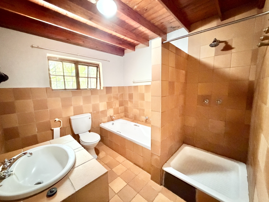 6 Bedroom Property for Sale in North Riding AH Gauteng
