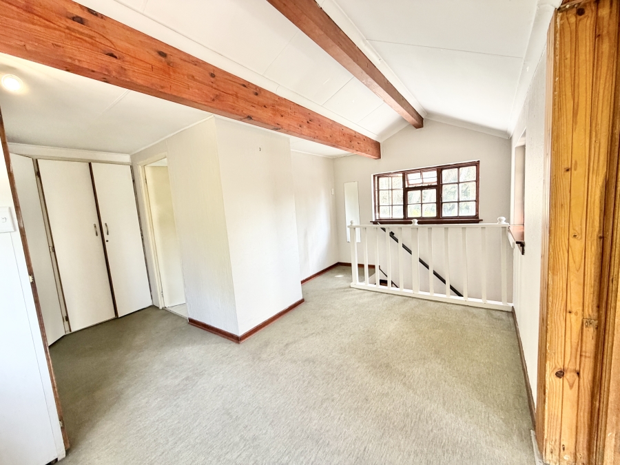 6 Bedroom Property for Sale in North Riding AH Gauteng