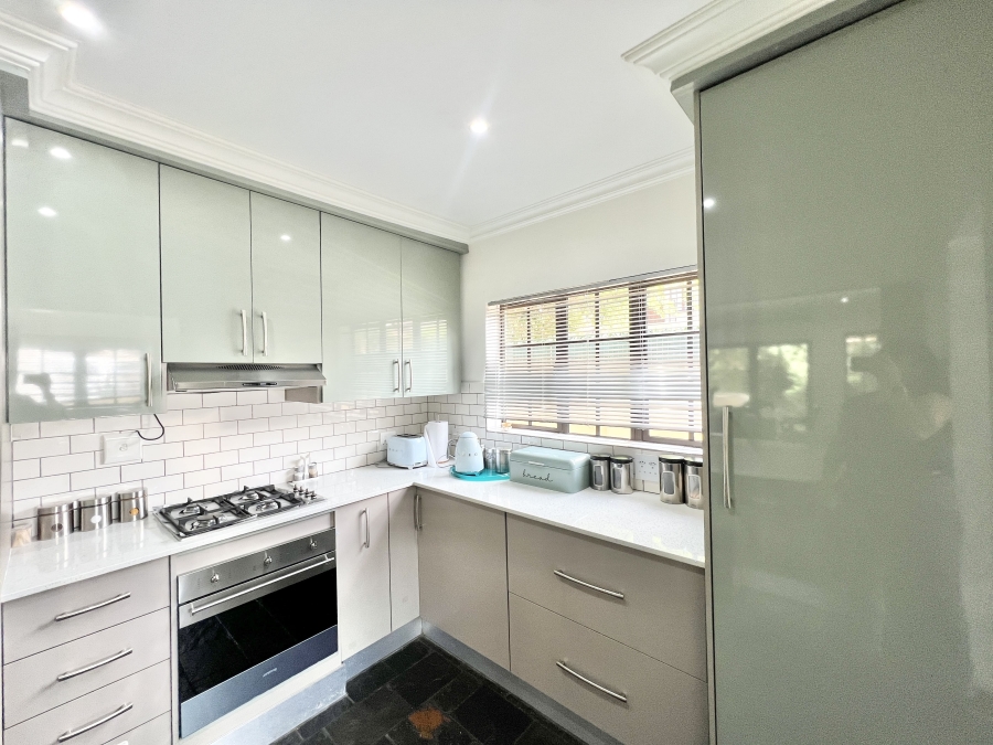 3 Bedroom Property for Sale in Noordwyk Gauteng