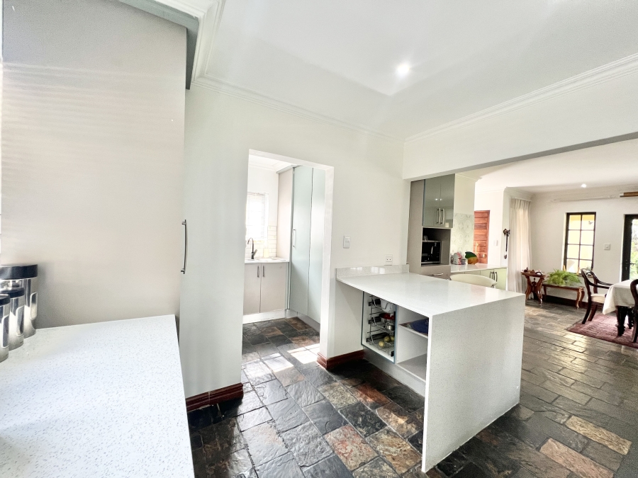 3 Bedroom Property for Sale in Noordwyk Gauteng