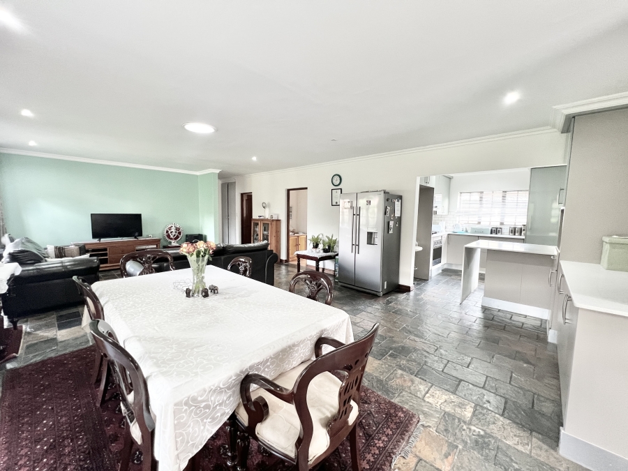 3 Bedroom Property for Sale in Noordwyk Gauteng