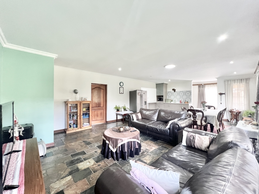 3 Bedroom Property for Sale in Noordwyk Gauteng