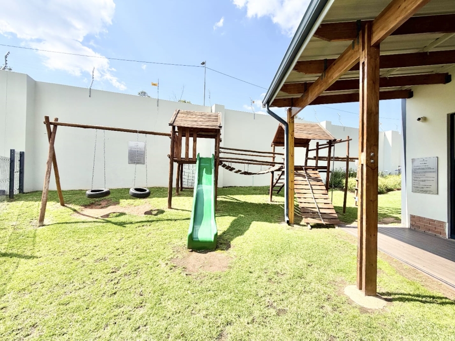 To Let 3 Bedroom Property for Rent in Carlswald Estate Gauteng