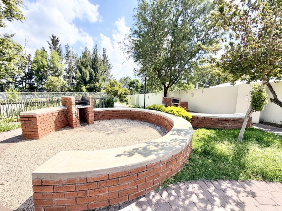 To Let 3 Bedroom Property for Rent in Carlswald Estate Gauteng