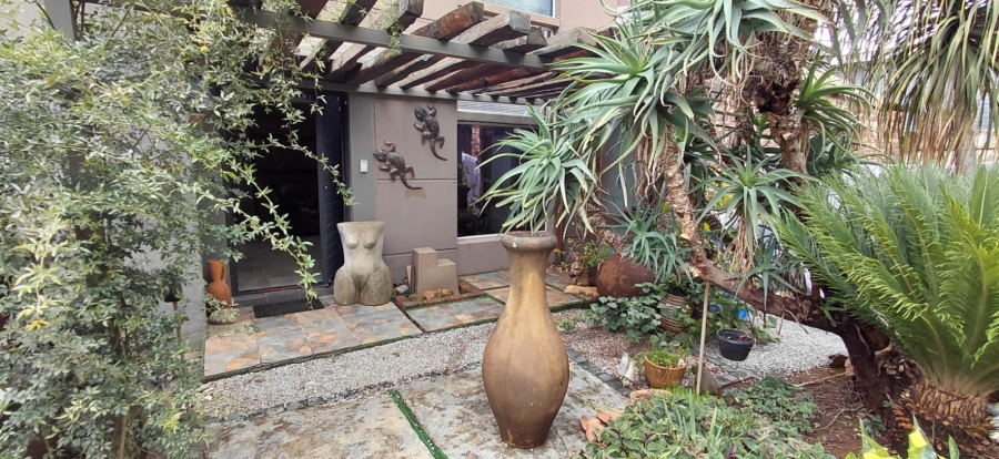 2 Bedroom Property for Sale in Florida Park Gauteng