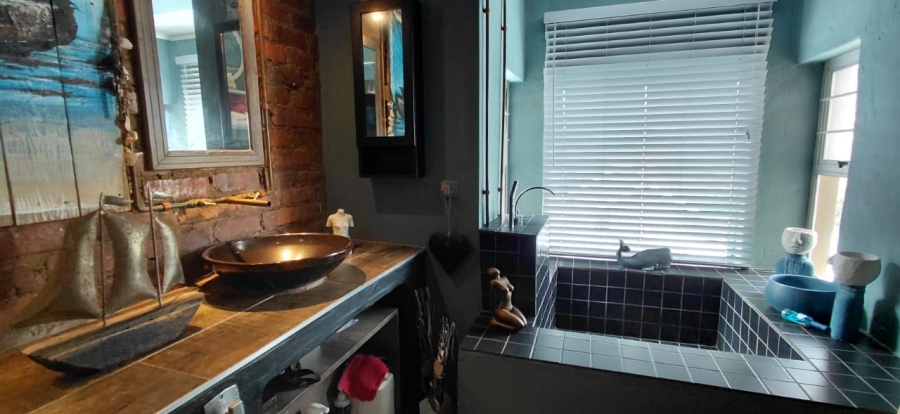 2 Bedroom Property for Sale in Florida Park Gauteng