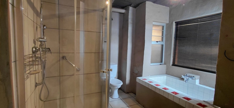 2 Bedroom Property for Sale in Florida Park Gauteng