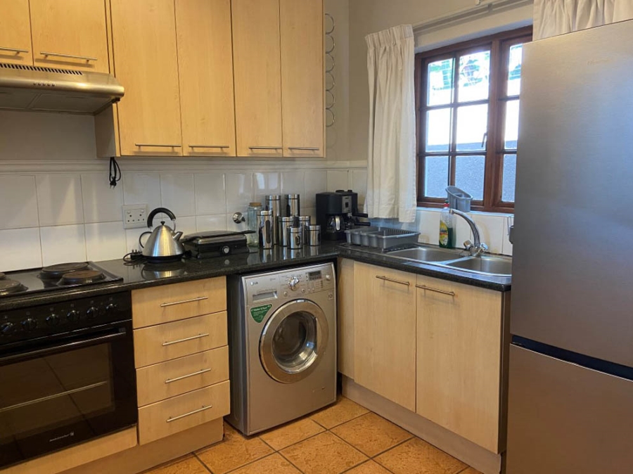 To Let 2 Bedroom Property for Rent in Riviera Gauteng