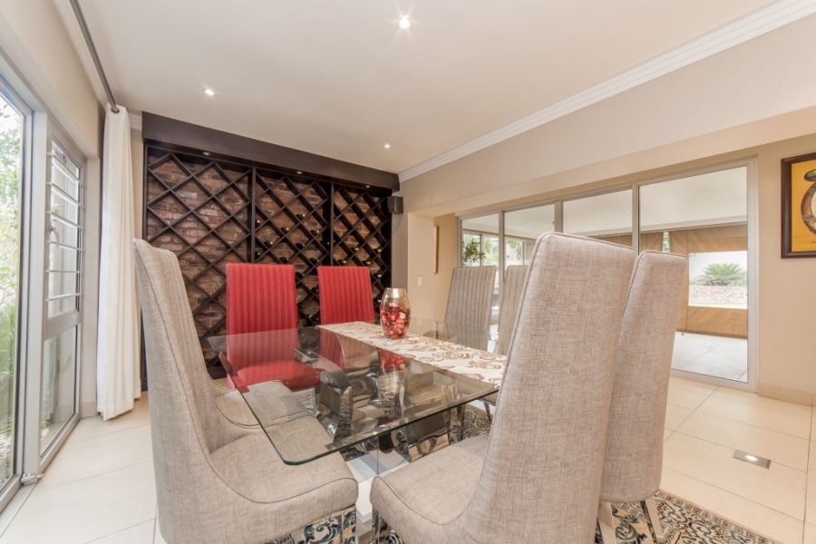 To Let 4 Bedroom Property for Rent in Bryanston Gauteng