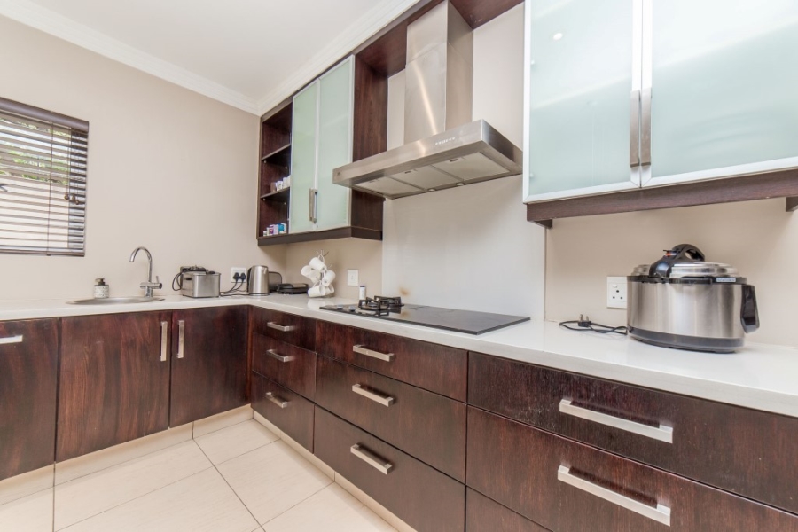 To Let 4 Bedroom Property for Rent in Bryanston Gauteng