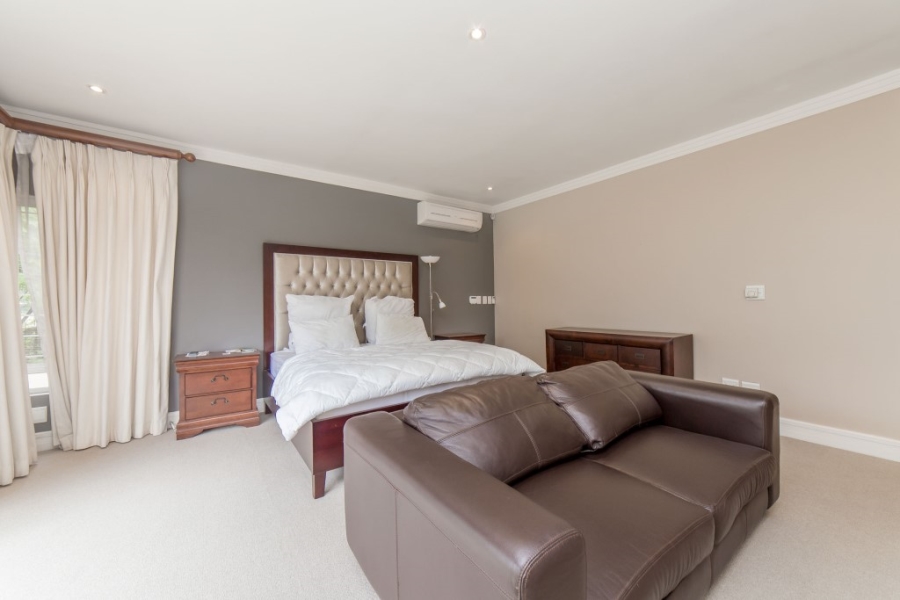 To Let 4 Bedroom Property for Rent in Bryanston Gauteng