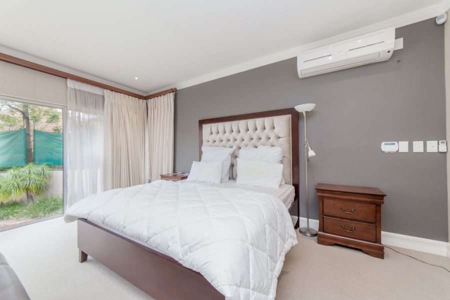 To Let 4 Bedroom Property for Rent in Bryanston Gauteng