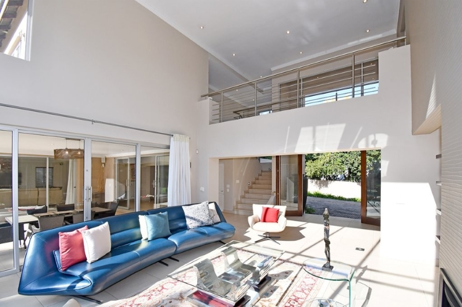 To Let 4 Bedroom Property for Rent in Bryanston Gauteng