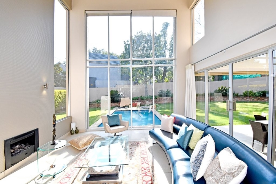 To Let 4 Bedroom Property for Rent in Bryanston Gauteng