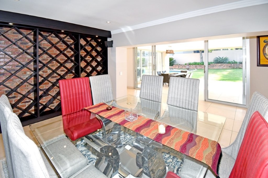 To Let 4 Bedroom Property for Rent in Bryanston Gauteng