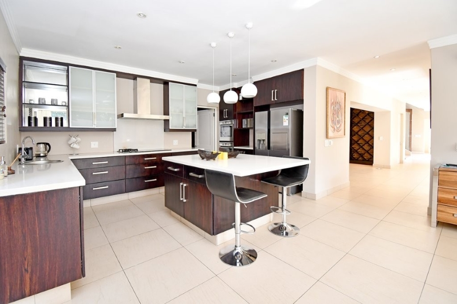 To Let 4 Bedroom Property for Rent in Bryanston Gauteng