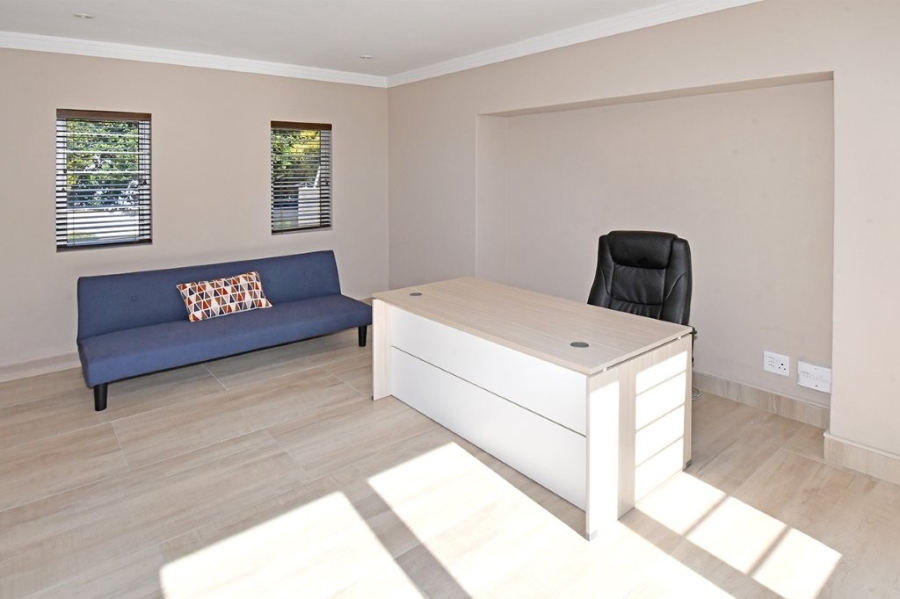 To Let 4 Bedroom Property for Rent in Bryanston Gauteng