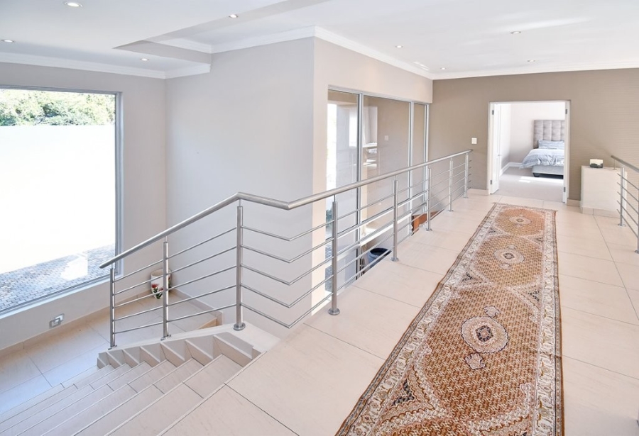 To Let 4 Bedroom Property for Rent in Bryanston Gauteng