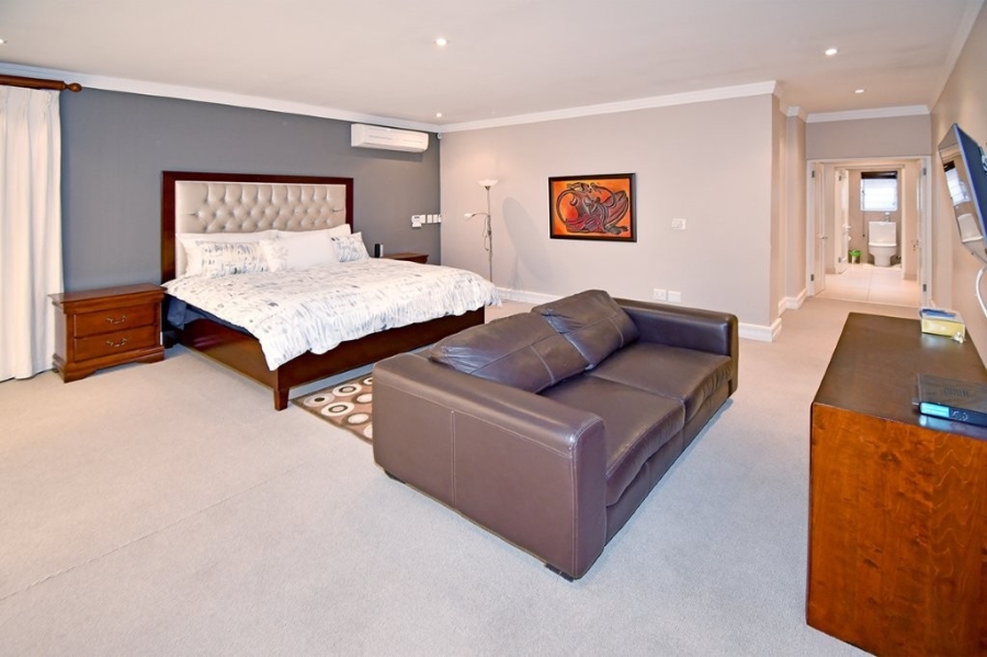 To Let 4 Bedroom Property for Rent in Bryanston Gauteng