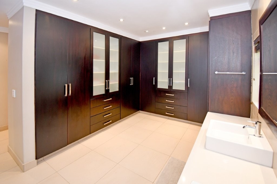 To Let 4 Bedroom Property for Rent in Bryanston Gauteng