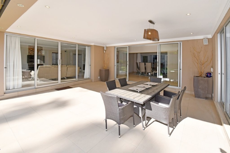 To Let 4 Bedroom Property for Rent in Bryanston Gauteng