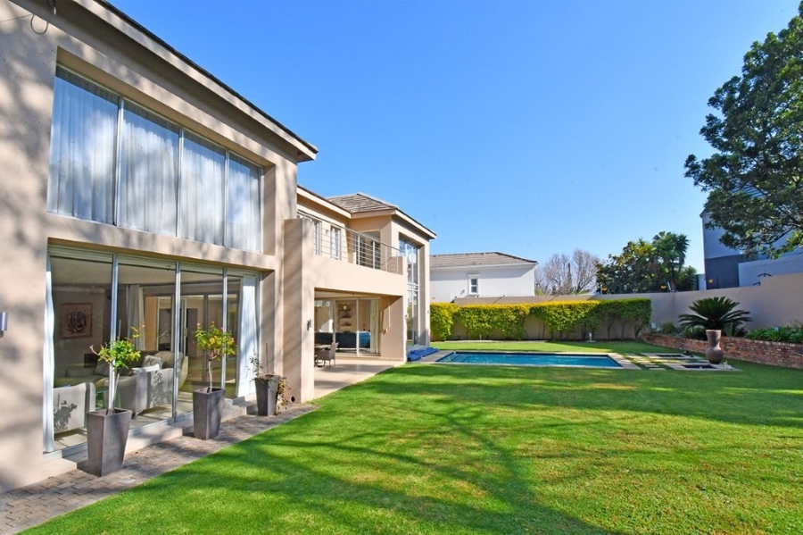 To Let 4 Bedroom Property for Rent in Bryanston Gauteng