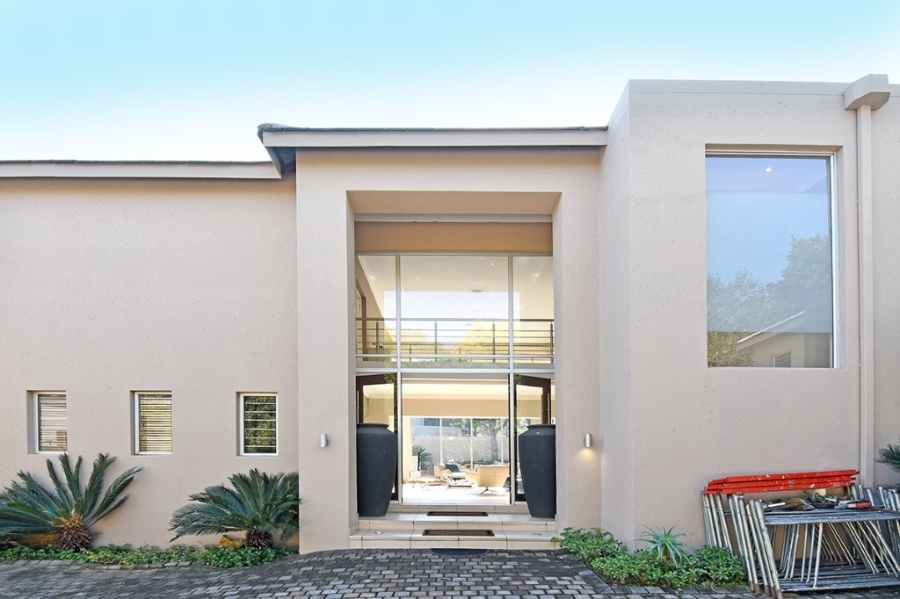 To Let 4 Bedroom Property for Rent in Bryanston Gauteng