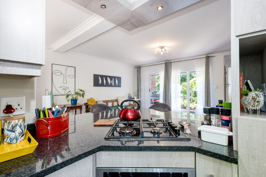 2 Bedroom Property for Sale in Robindale Gauteng