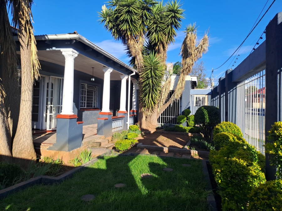 3 Bedroom Property for Sale in Orange Grove Gauteng