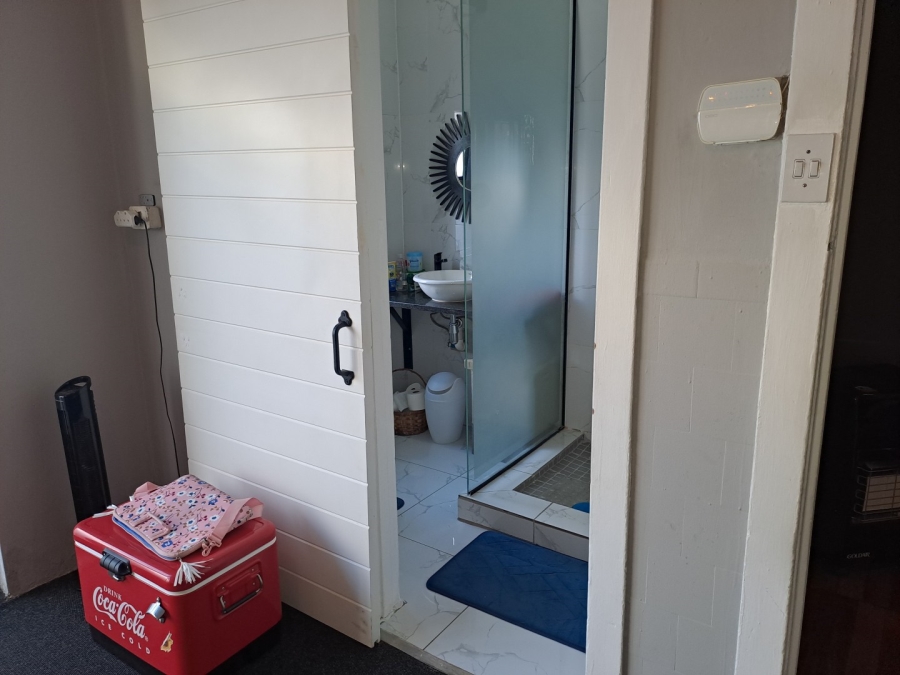 3 Bedroom Property for Sale in Orange Grove Gauteng