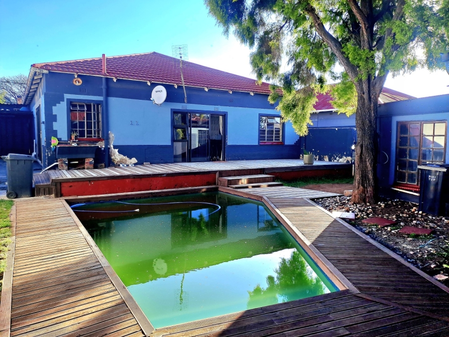 3 Bedroom Property for Sale in Orange Grove Gauteng