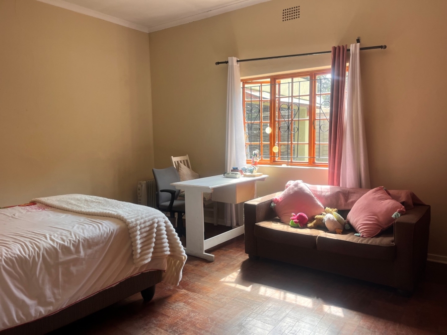 2 Bedroom Property for Sale in Highlands North Gauteng