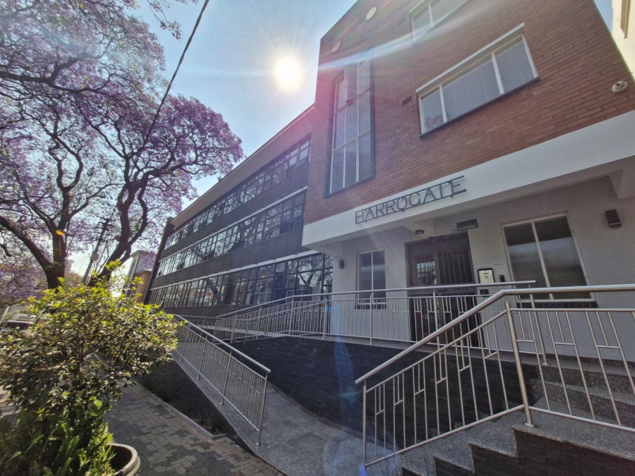 To Let 1 Bedroom Property for Rent in Rosebank Gauteng