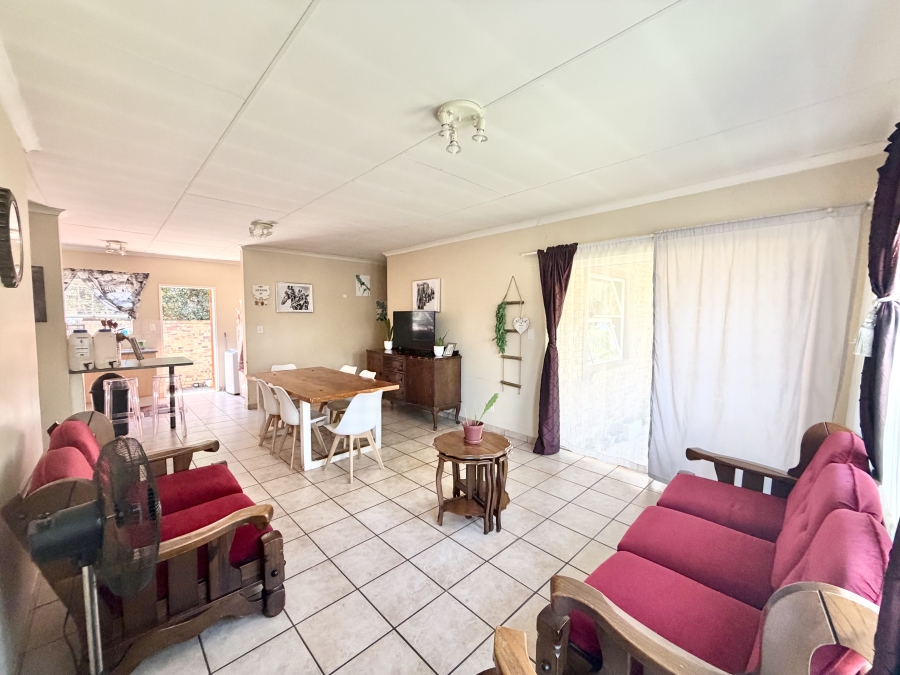 3 Bedroom Property for Sale in Amberfield Gauteng