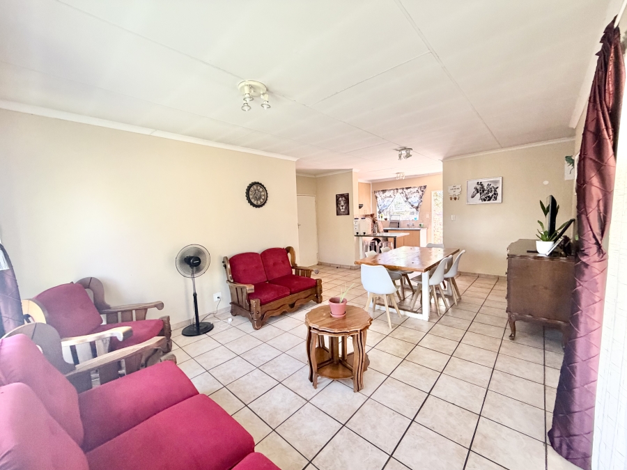 3 Bedroom Property for Sale in Amberfield Gauteng