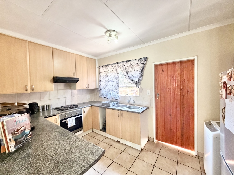 3 Bedroom Property for Sale in Amberfield Gauteng