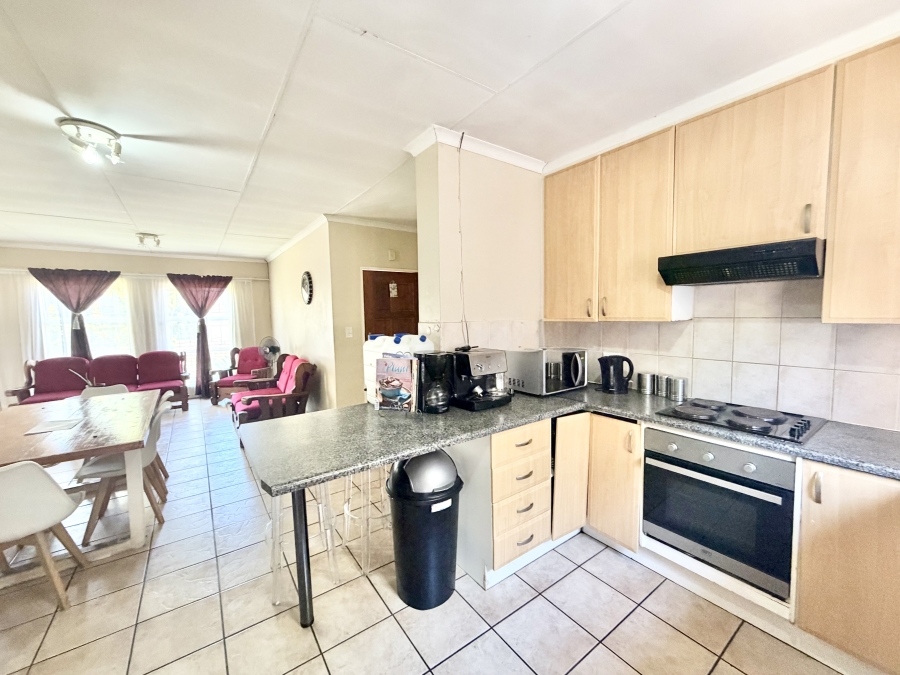 3 Bedroom Property for Sale in Amberfield Gauteng